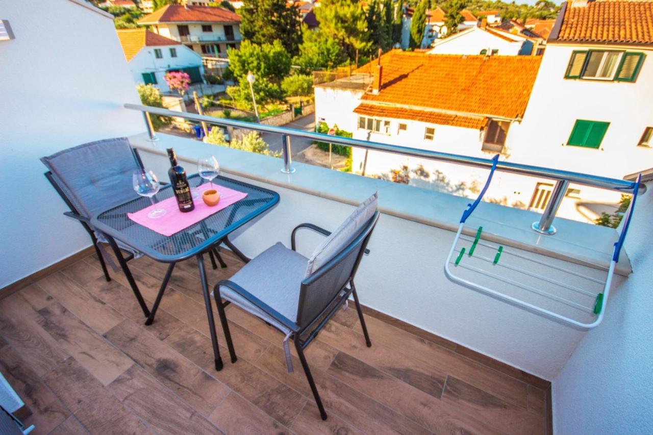 Apartments And Rooms Skalinada มูร์แตร์ ภายนอก รูปภาพ