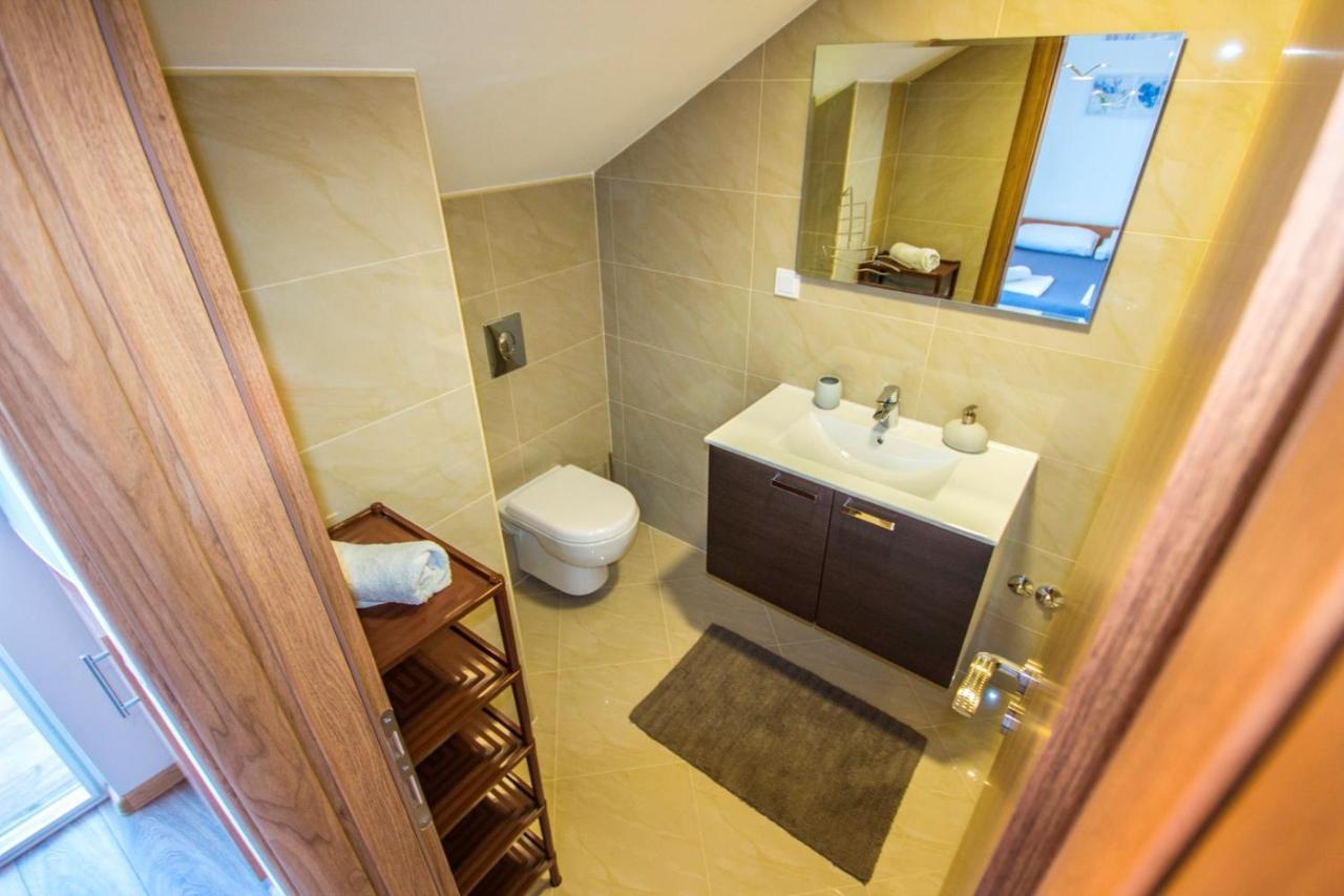 Apartments And Rooms Skalinada มูร์แตร์ ภายนอก รูปภาพ